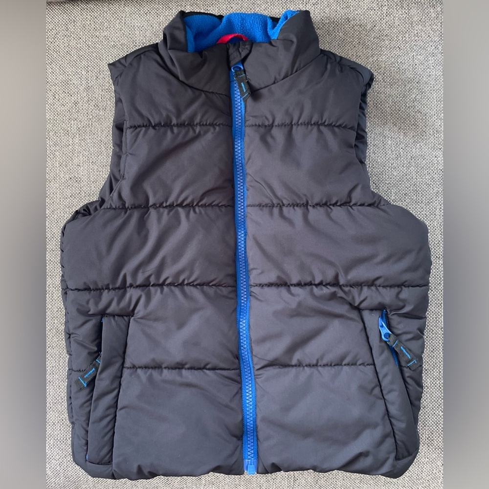 🐼 Amazon Essentials Boys Heavyweight Puffer Vest | Black | XS (4-5)
